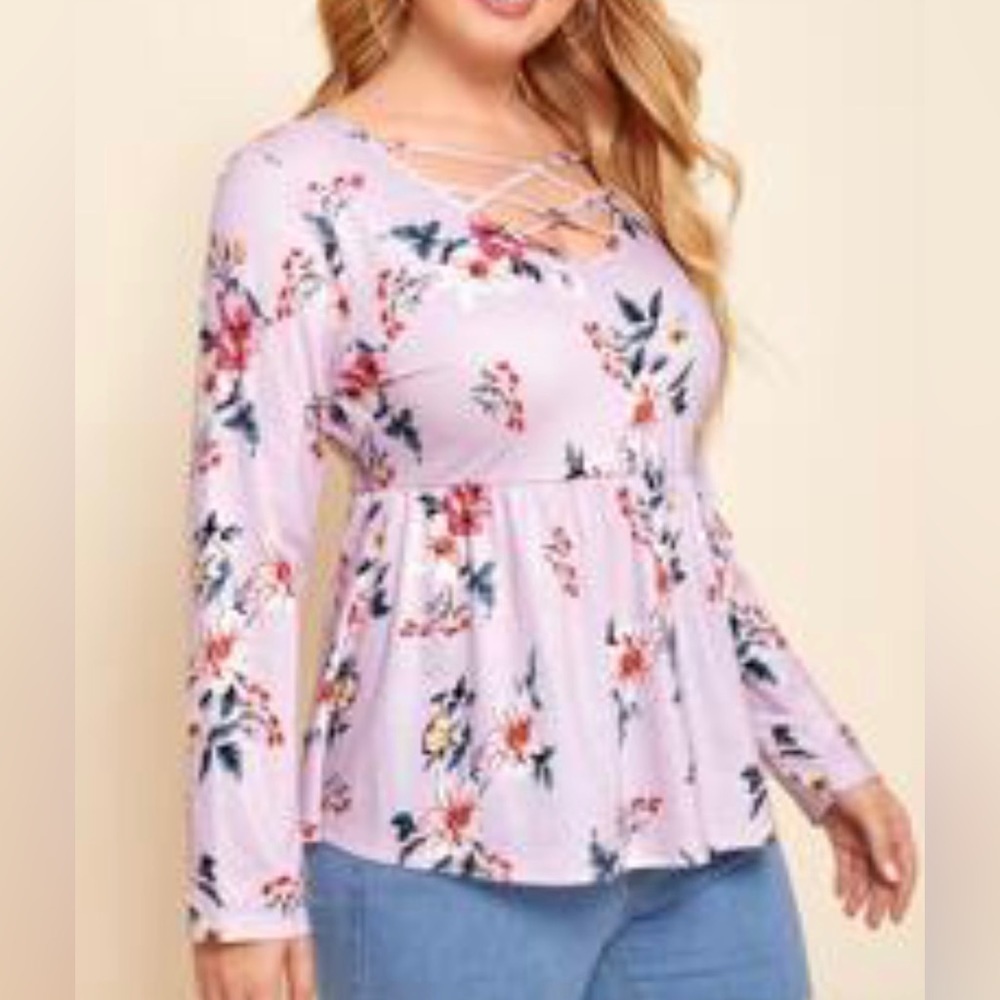 SHEIN Plus Sized Floral Blouse